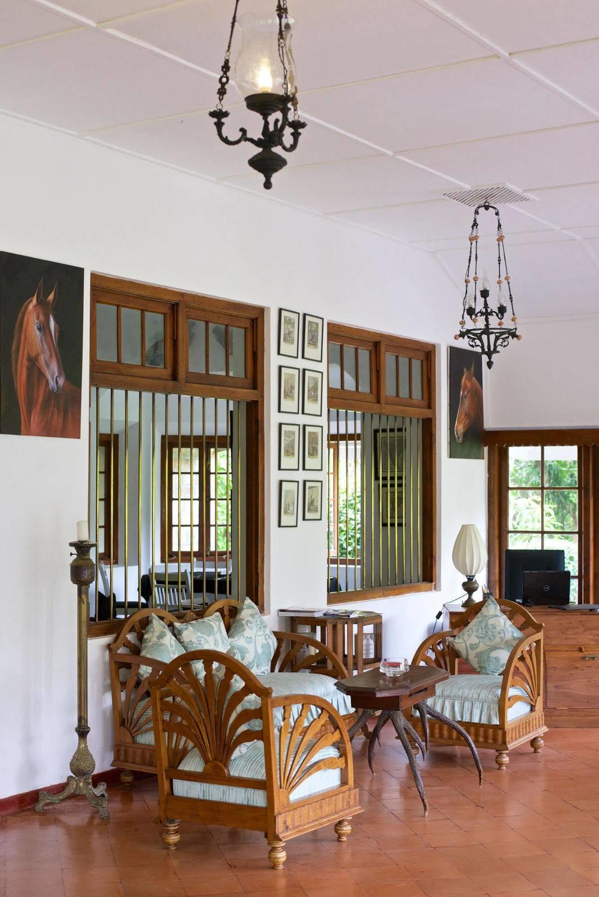 Mountbatten Bungalow Kandy Exterior foto