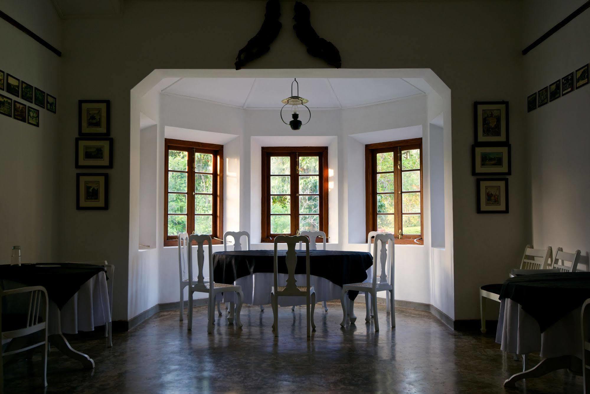 Mountbatten Bungalow Kandy Exterior foto