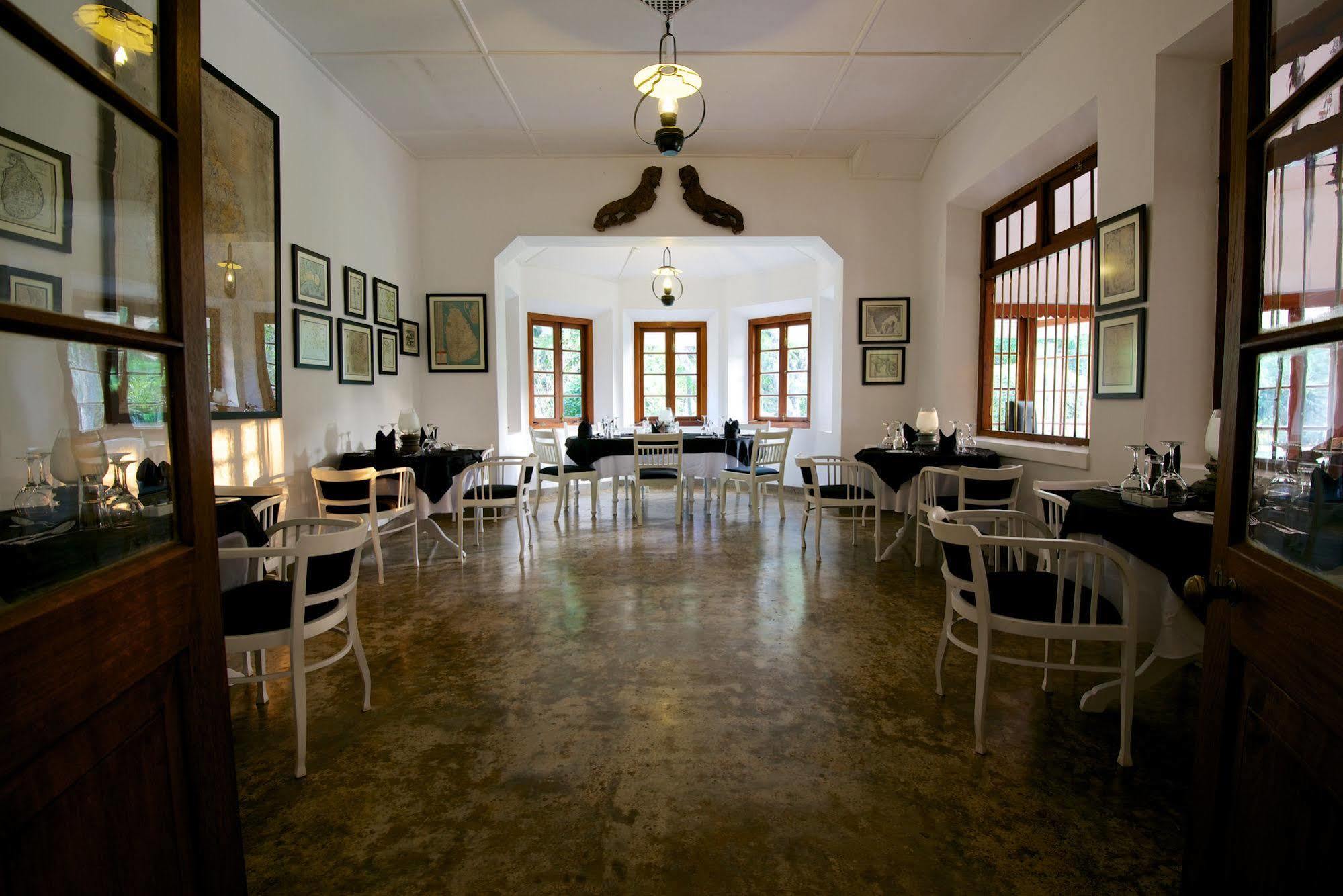Mountbatten Bungalow Kandy Exterior foto