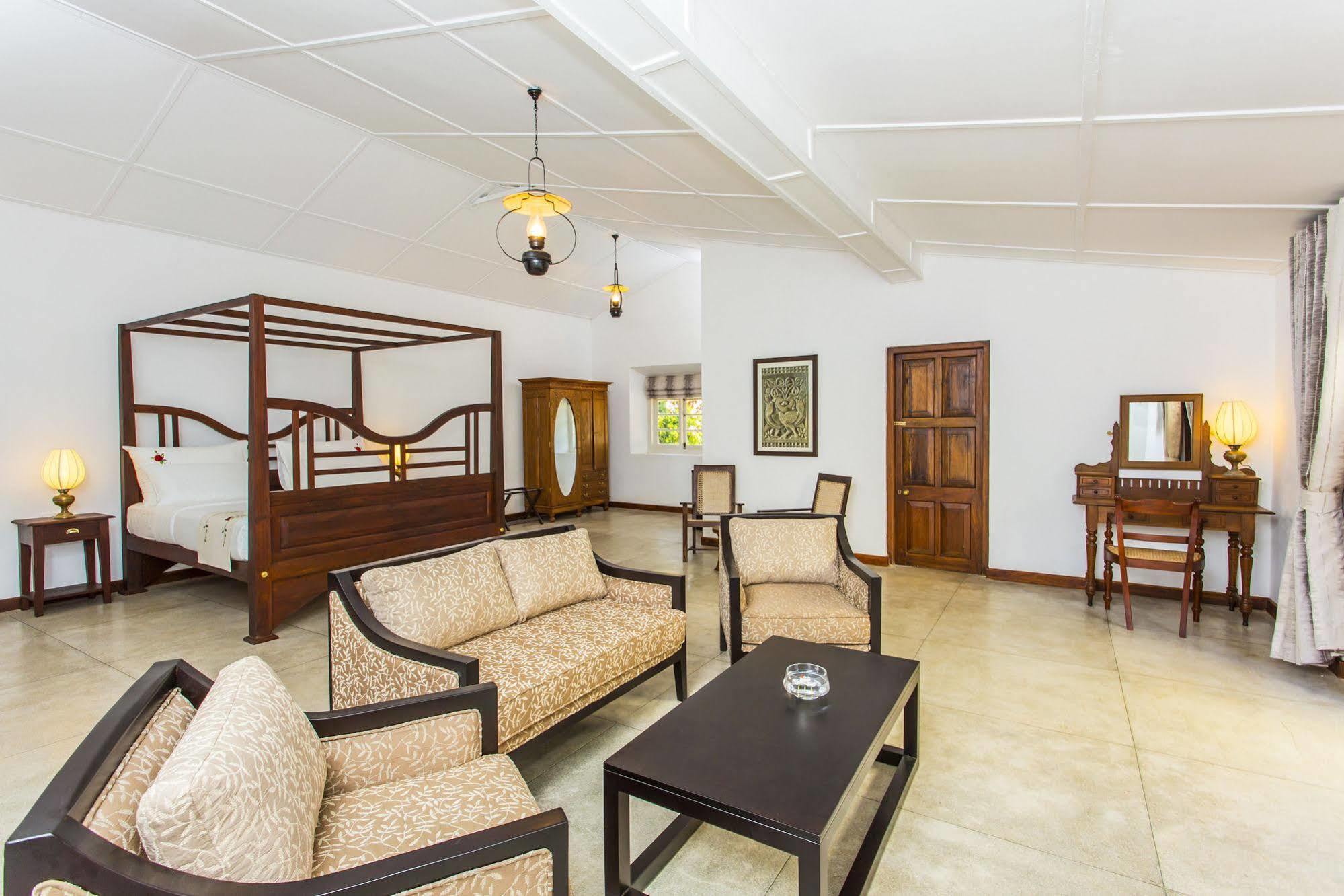 Mountbatten Bungalow Kandy Exterior foto