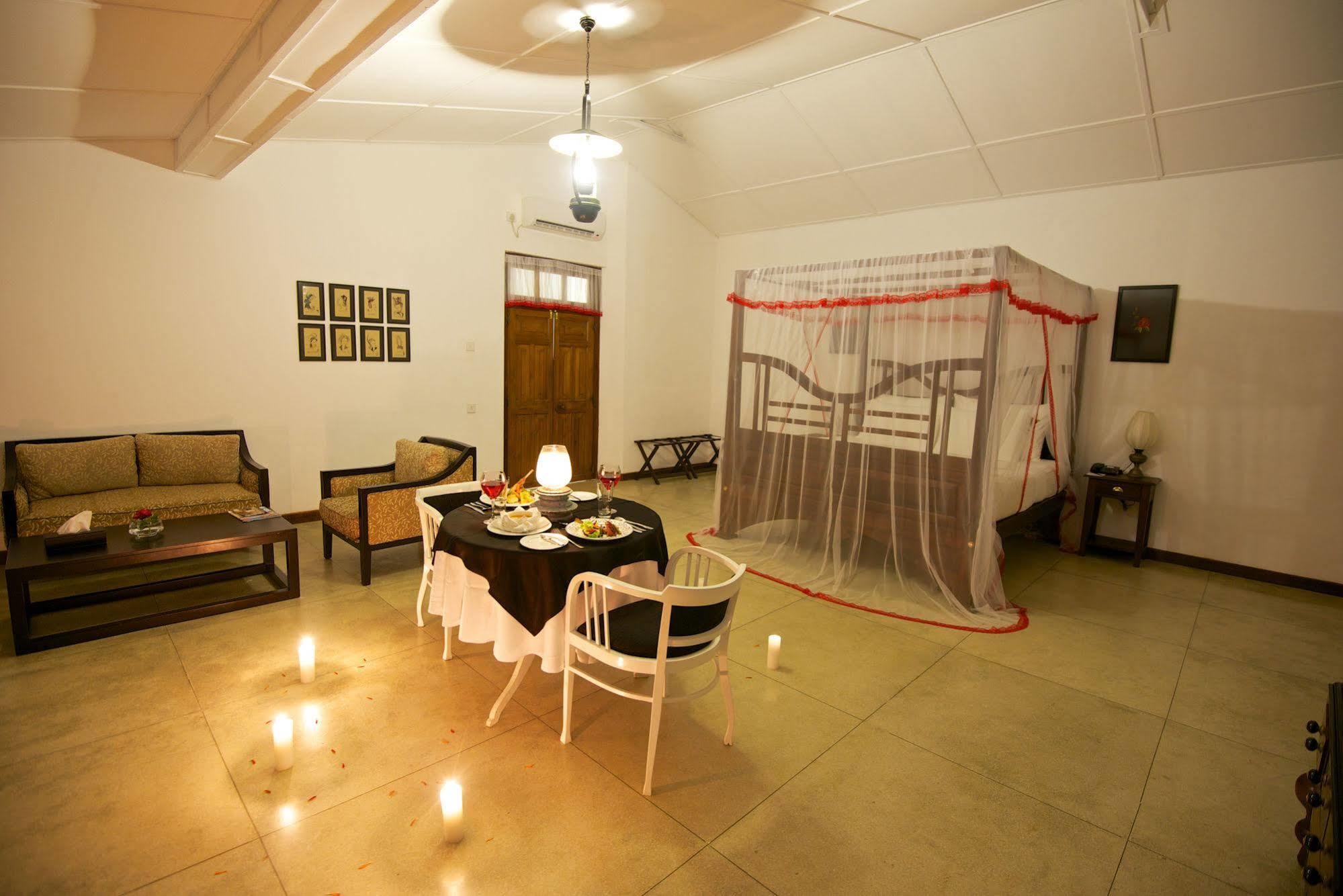 Mountbatten Bungalow Kandy Exterior foto